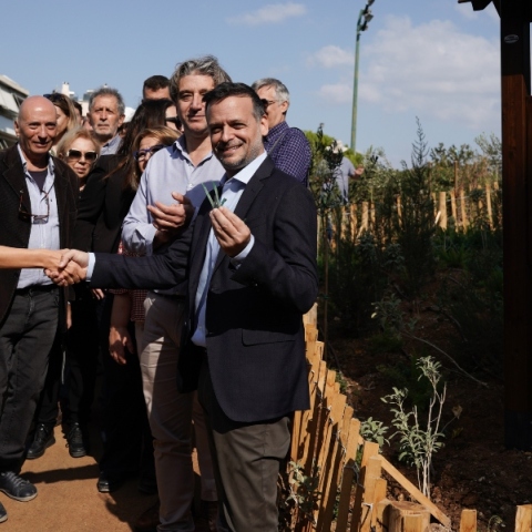 Ο Δήμαρχος Αθηναίων, Χάρης Δούκας