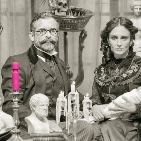 Οι 23 θεατρικές παραστάσεις που θέλουμε οπωσδήποτε να δούμε