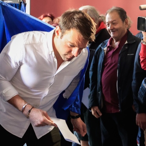 ΣΥΡΙΖΑ: Έκτακτη σύγκληση της ΚΟΕΣ ζητούν οι «Kasselistas»