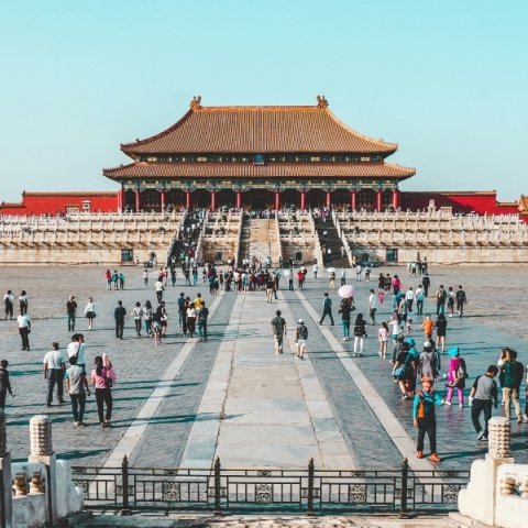 κινεζικο κτιριο, τουριστες