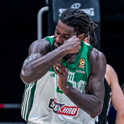 Βίρτους Μπολόνια-Παναθηναϊκός 77-82: Με όπλο την άμυνα πήρε το ροζ φύλλο αγώνα...και ανεβαίνει 