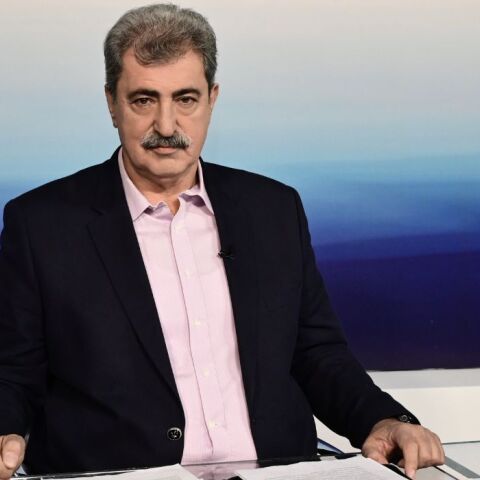 Παύλος Πολάκης:  Να επιστρέψουν στο Δημόσιο ΕΛΠΕ, Εθνική και ΔΕΗ