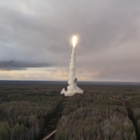Explainer: Τι γνωρίζουμε για τον «πειραματικό» βαλλιστικό πύραυλο της Ρωσίας