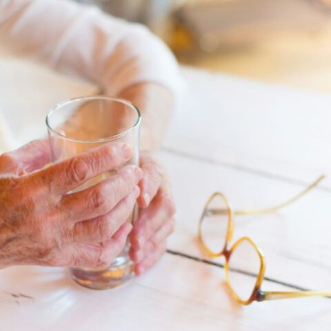 Απάτη εις βάρος ηλικιωμένου