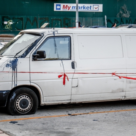 σταθευμενο βανακι 