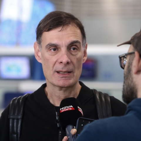 Ο προπονητής του Ολυμπιακού Γιώργος Μπαρτζώκας