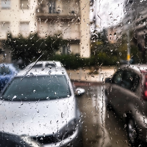 βροχή, αυτοκίνητα