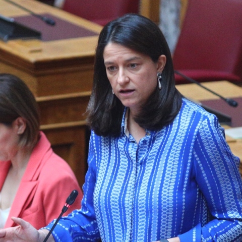 Η υπουργός Εργασίας και Κοινωνικής Ασφάλισης Νίκη Κεραμέως 