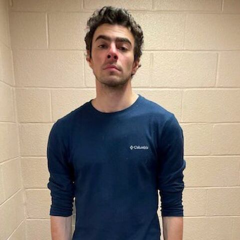 Λουίτζι Ματζιόνε: Επεισοδιακή η προσαγωγή του στο δικαστήριο για την δολοφονία του Μπράιαν Τόμσον