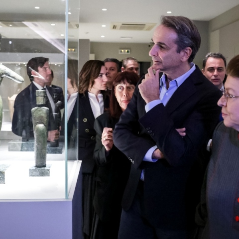 Η Λίνα Μενδώνη με τον Κυριάκο Μητσοτάκη