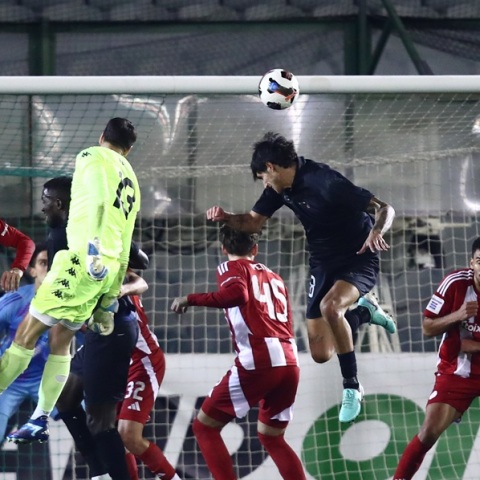 Athens Kallithea-Ολυμπιακός 1-1: Ψυχρολουσία στο 90+2 για τους ερυθρόλευκους