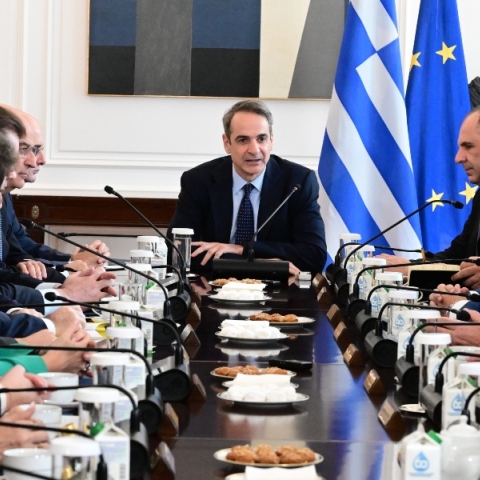 O Κυριάκος Μητσοτάκης στο Υπουργικό Συμβούλιο