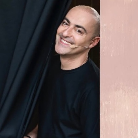 Θανάσης Αλευράς: «Μα είναι μούτρα αυτά για παιδάκι Χριστούγεννα;» - Η ανάρτηση από το 1984