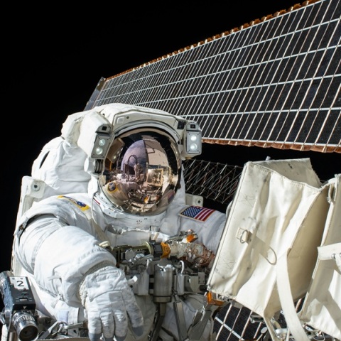 Αυτό κάνει στο σώμα ένας χρόνος στο διάστημα μετά την επιστροφή του αστροναύτη της NASA