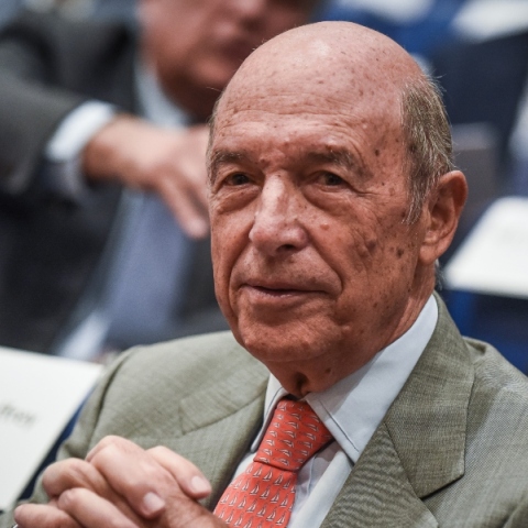 Ο Κώστας Σημίτης