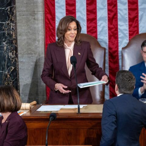 Ντόναλντ Τραμπ: Το Κογκρέσο επικύρωσε την εκλογική νίκη του με προεδρεύουσα την Χάρις