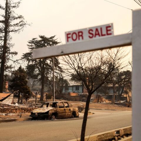 Λος Άντζελες: Επιστρατεύεται η εθνοφρουρά για να αποτραπεί το πλιάτσικο 