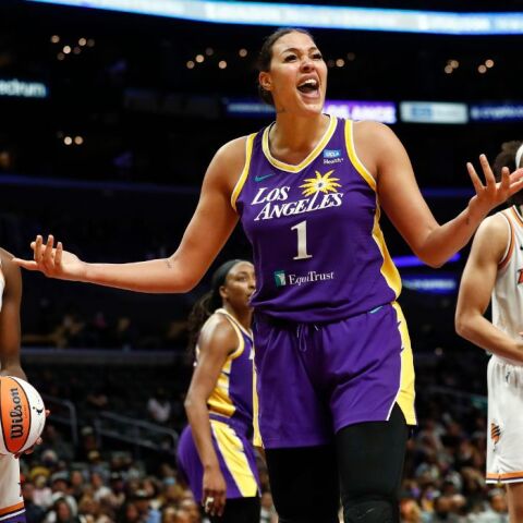 ΟnlyFans: Παίκτρια μπάσκετ κέρδισε τόσα χρήματα όσα σε όλη την καριέρα της