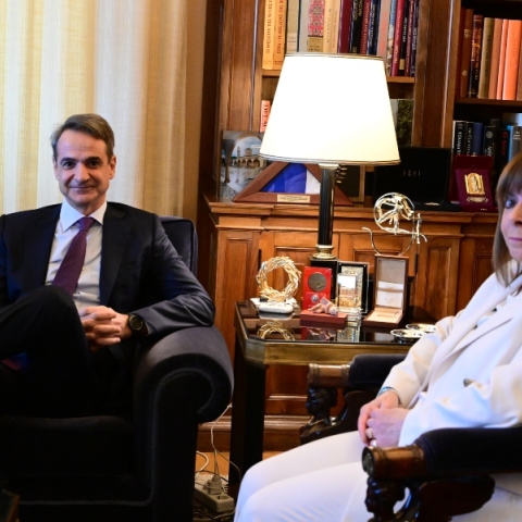 Ο Πρωθυπουργός Κυριάκος Μητσοτάκης με την Πρόεδρο της Δημοκρατίας Κατερίνα Σακελλαροπούλου