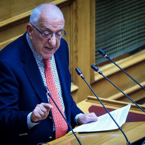 ΠΑΣΟΚ: Στηρίζει Νικήτα Κακλαμάνη για πρόεδρο της Βουλής