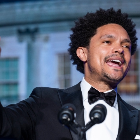 Ο γνωστός κωμικός Τρέβορ Νόα