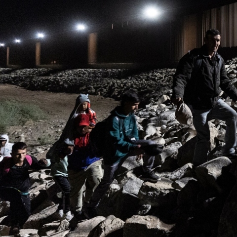 μεταναστες στα συνορα, φραχτης