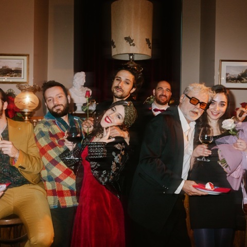 Το Merde! του Suyako στο Δημοτικό Θέατρο Πειραιά