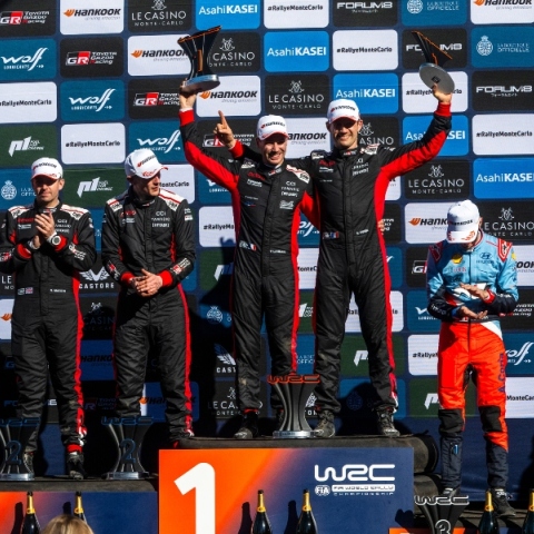 οδηγοι ραλλι πανηγυριζουν