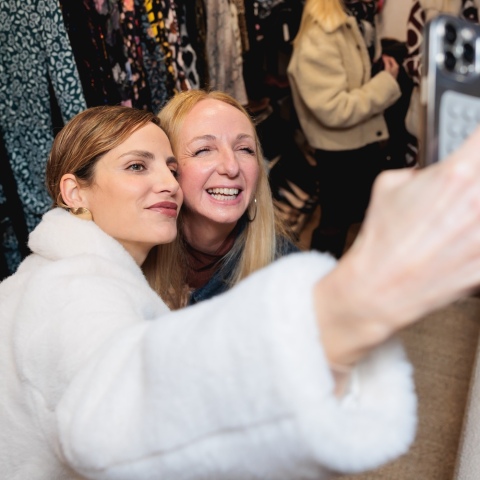 ΧΡΥΣΑΝΘΗ ΚΟΥΡΟΥΠΗ, ΙΟΛΗ ΚΑΛΦΟΠΟΥΛΟΥ