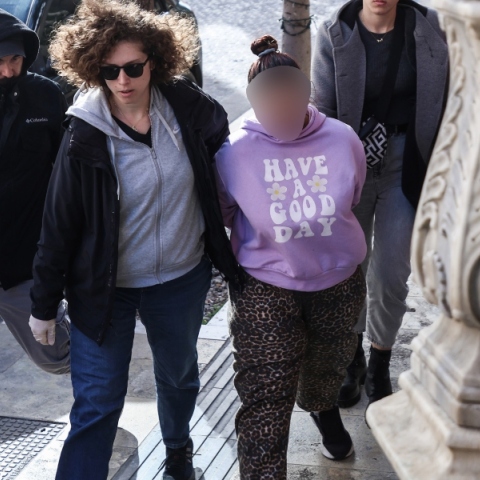 μεταφορα κρατουμενου, αστυνομικοι