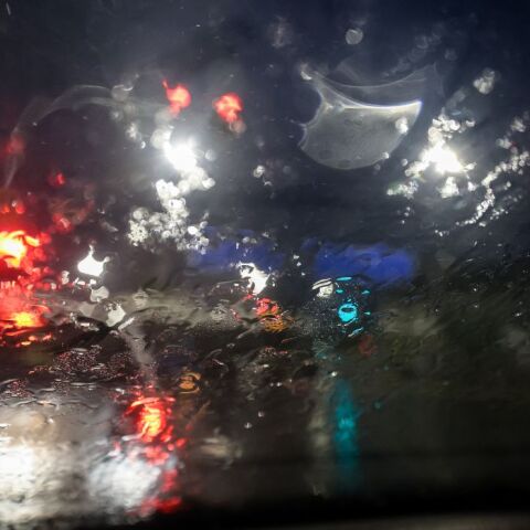 Καιρός: Διακοπή κυκλοφορίας στην οδό Πειραιώς λόγω συσσώρευσης υδάτων	