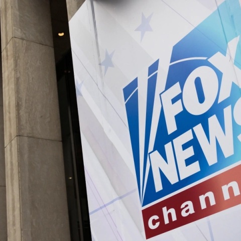 πινακιδα Fox News channel