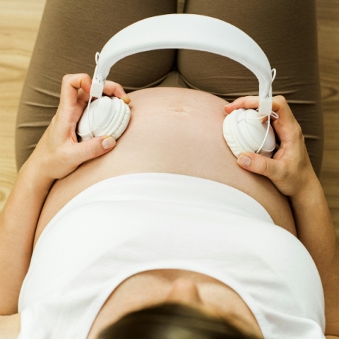 εγκυος, ακουστικα μουσικης