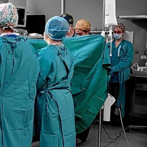 Οι γιατροί τήρησαν ενός λεπτού σιγή κατά τη διάρκεια της διαδικασίας αφαίρεσης των οργάνων του μικρού Άγγελου