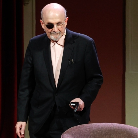 Ο Σαλμάν Ρούσντι