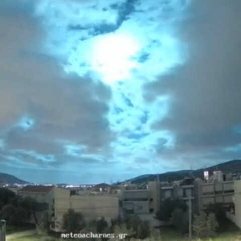 Πού οφειλόταν η εντυπωσιακή λάμψη τα ξημερώματα στον ελληνικό ουρανό