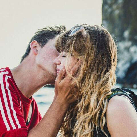 ΤikTok: O άνδρας που γνώρισες στα 19 σου - Το viral βίντεο για τις σχέσεις