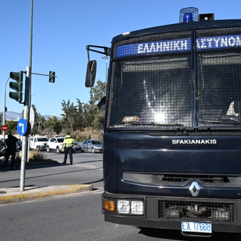 κλουβα αστυνομιας, πυροσβεστικό οχημα