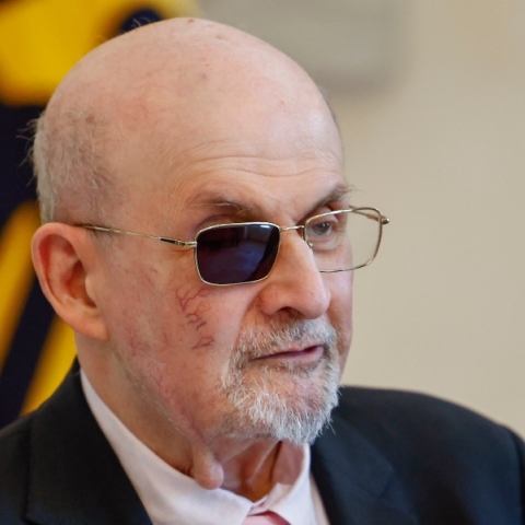 Ο Σαλμάν Ρούσντι