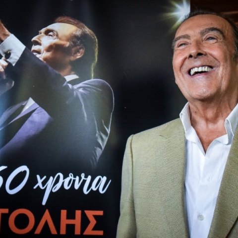 Ο Τόλης Βοσκόπουλος