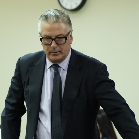 Άλεκ Μπάλντουιν: Εκτός εαυτού με κωμικό που παρίστανε τον Ντόναλντ Τραμπ 