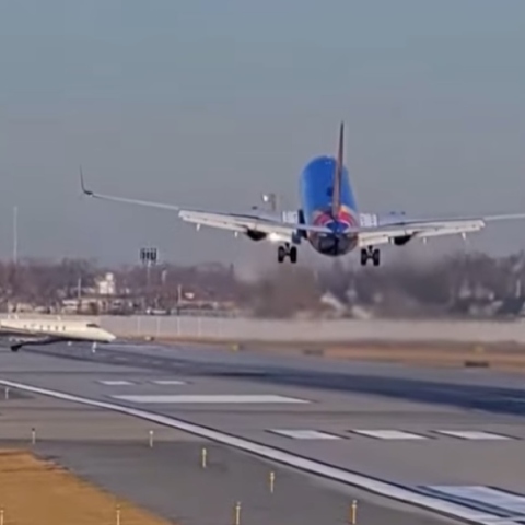 αεροπλανα, αεροδρομιο