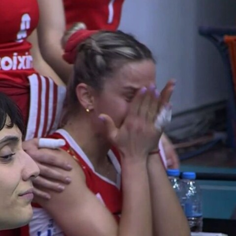 Βόλει: Σοκαριστικός τραυματισμός της Ιωάννας Πολυνοπούλου της ΑΕΚ