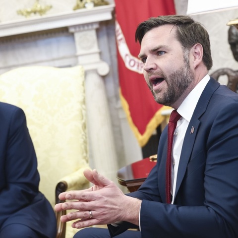 Πώς ο Τζέι Ντι Βανς αναδείχθηκε σε κύριο σαμποτέρ της διατλαντικής συμμαχίας