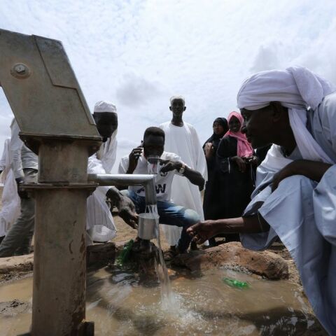 Σουδάν: Ανθεί το λαθρεμπόριο με το γλυκαντικό που βρίσκεται σε όλα τα σουπερμάρκετ