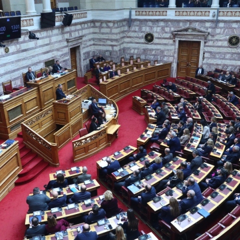 Κατατέθηκε η πρόταση δυσπιστίας κατά της κυβέρνησης