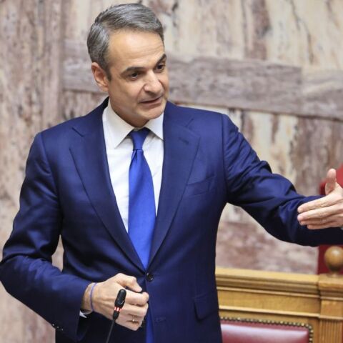 ΣΥΖΗΤΗΣΗ ΠΡΟ ΗΜΕΡΗΣΙΑΣ ΔΙΑΤΑΞΕΩΣ ΣΤΗΝ ΟΛΟΜΕΛΕΙΑ ΤΗΣ ΒΟΥΛΗΣ ΓΙΑ ΤΟ ΣΙΔΗΡΟΔΡΟΜΙΚΟ ΔΥΣΤΥΧΗΜΑ ΤΩΝ ΤΕΜΠΩΝ 