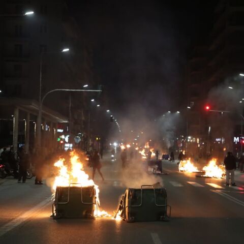ΣΥΛΛΑΛΗΤΗΡΙΟ ΣΤΗΝ ΘΕΣΣΑΛΟΝΙΚΗ ΓΙΑ ΤΟ ΣΙΔΗΡΟΔΡΟΜΙΚΟ ΔΥΣΤΥΧΗΜΑ ΤΩΝ ΤΕΜΠΩΝ 