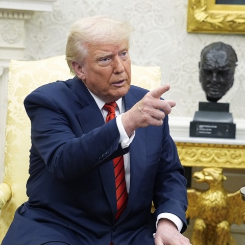  Λευκός Οίκος 