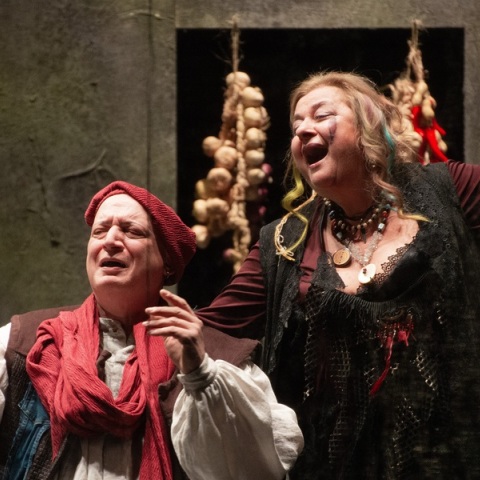 Πέμπτη-Παρασκευή- Σάββατο: 21:00